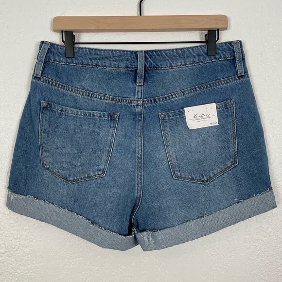KanCan Distressed Jovanna High Rise Button Fly Denim Shorts NWT Size 11/29 - Picture 2 of 3
